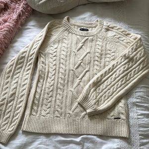Abercrombie and Fitch knitted wool sweater